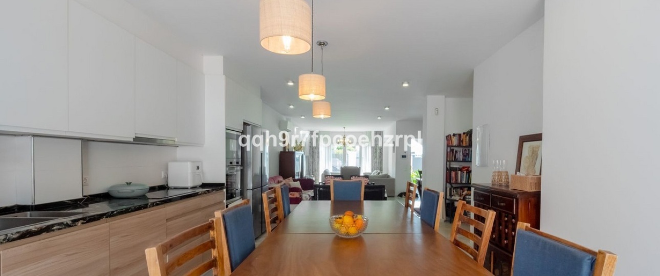 Wiederverkauf - Villa - Marbella - Reserva de Marbella