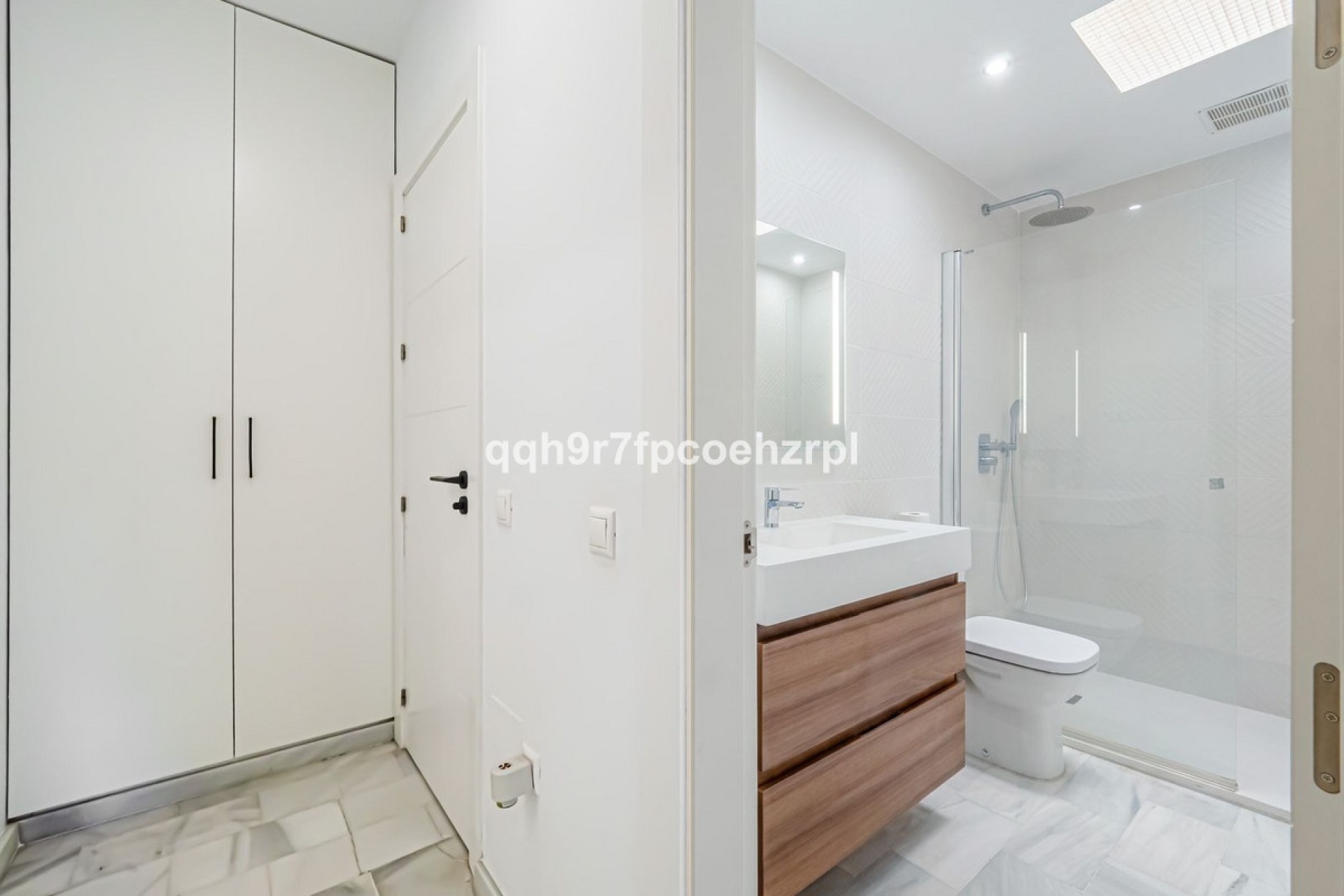 Wiederverkauf - Villa - Marbella - Reserva de Marbella