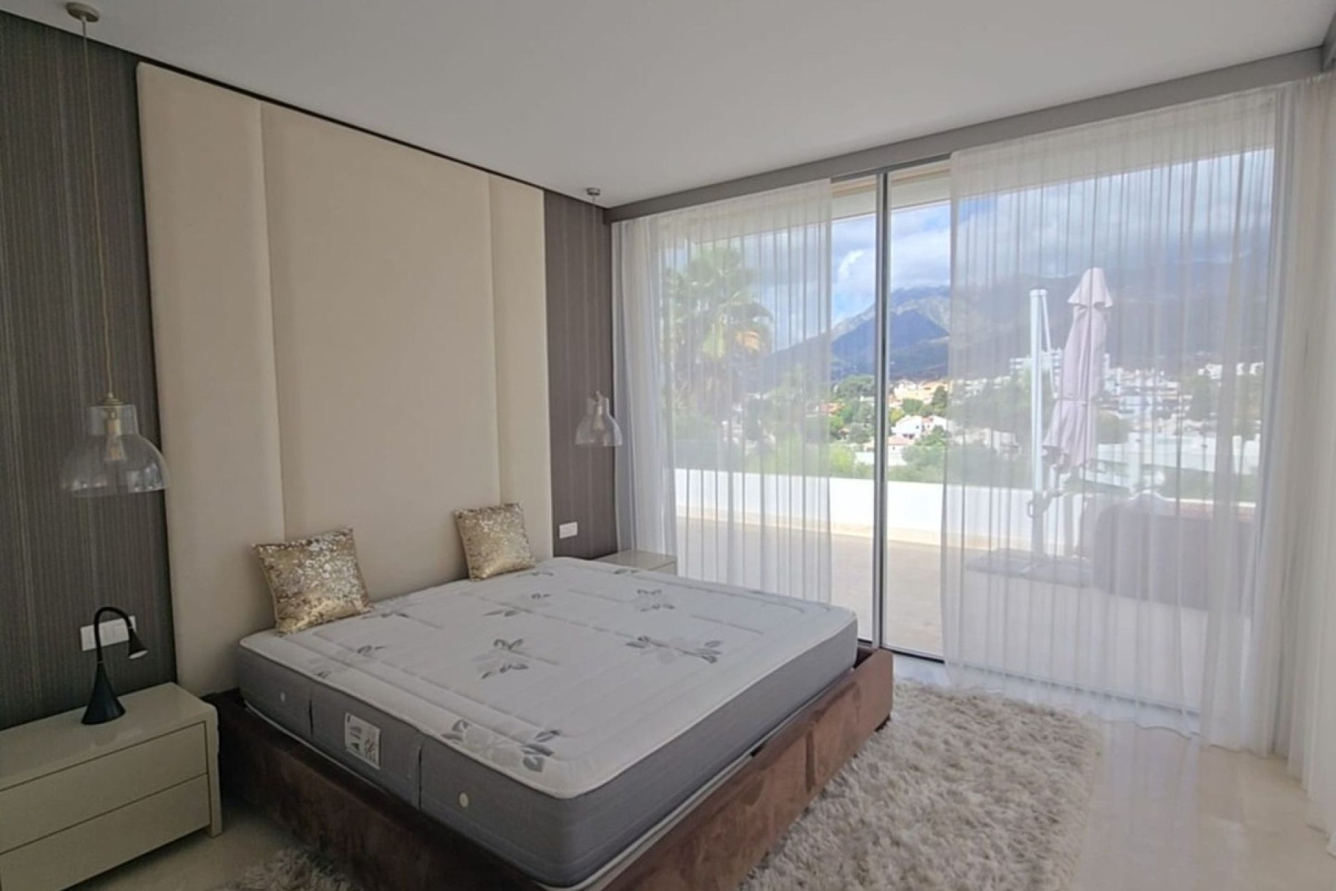 Wiederverkauf - Villa - Marbella - Río Real