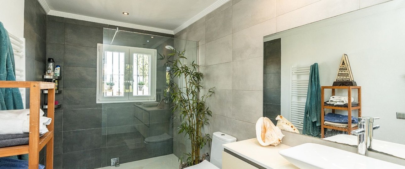 Wiederverkauf - Villa - Marbella - Río Real