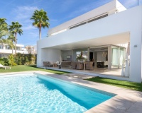 Wiederverkauf - Villa - Marbella - Río Real