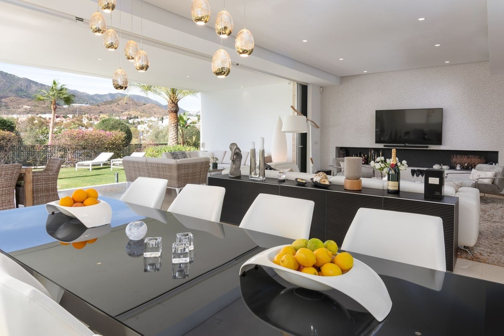 Wiederverkauf - Villa - Marbella - Río Real