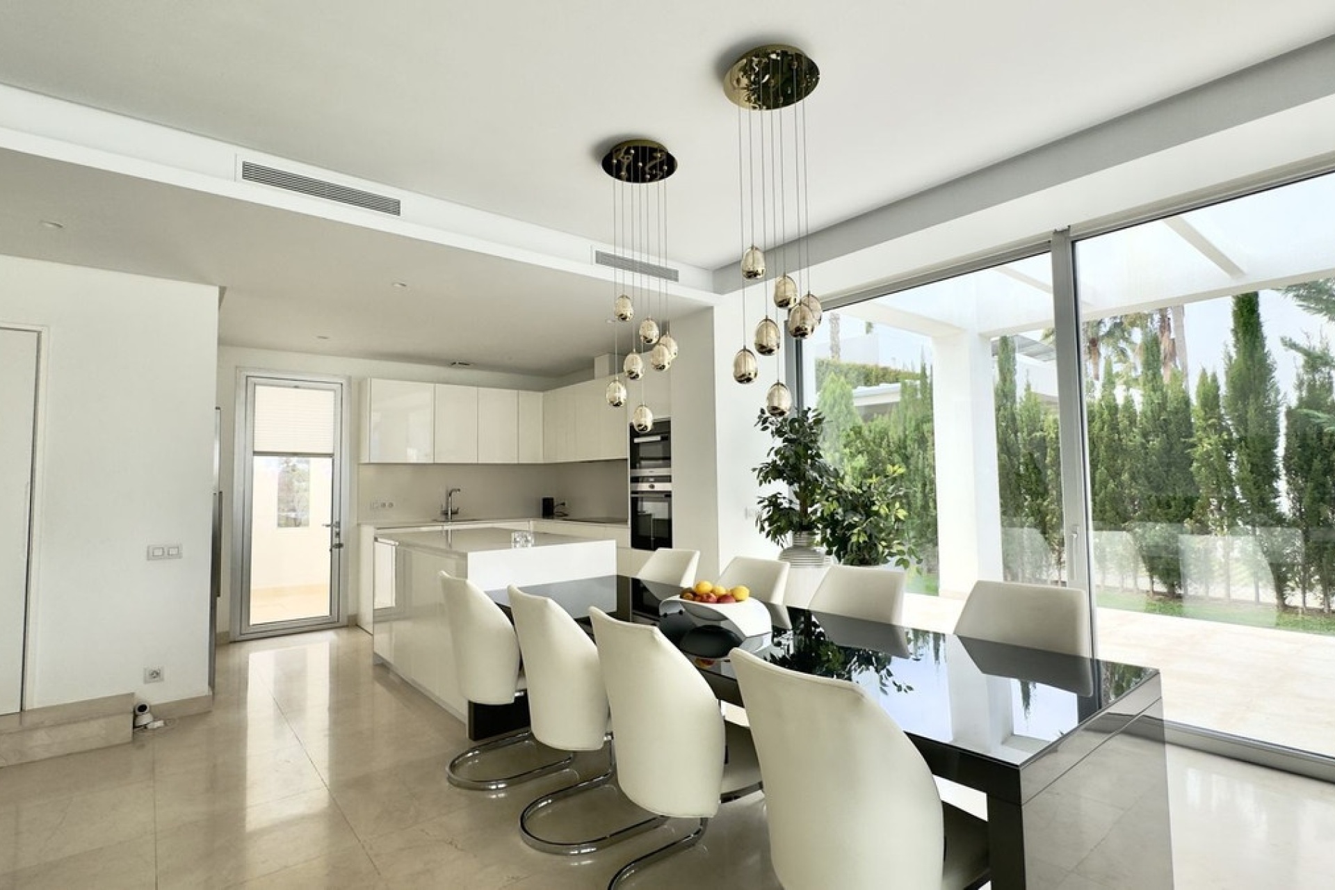 Wiederverkauf - Villa - Marbella - Río Real