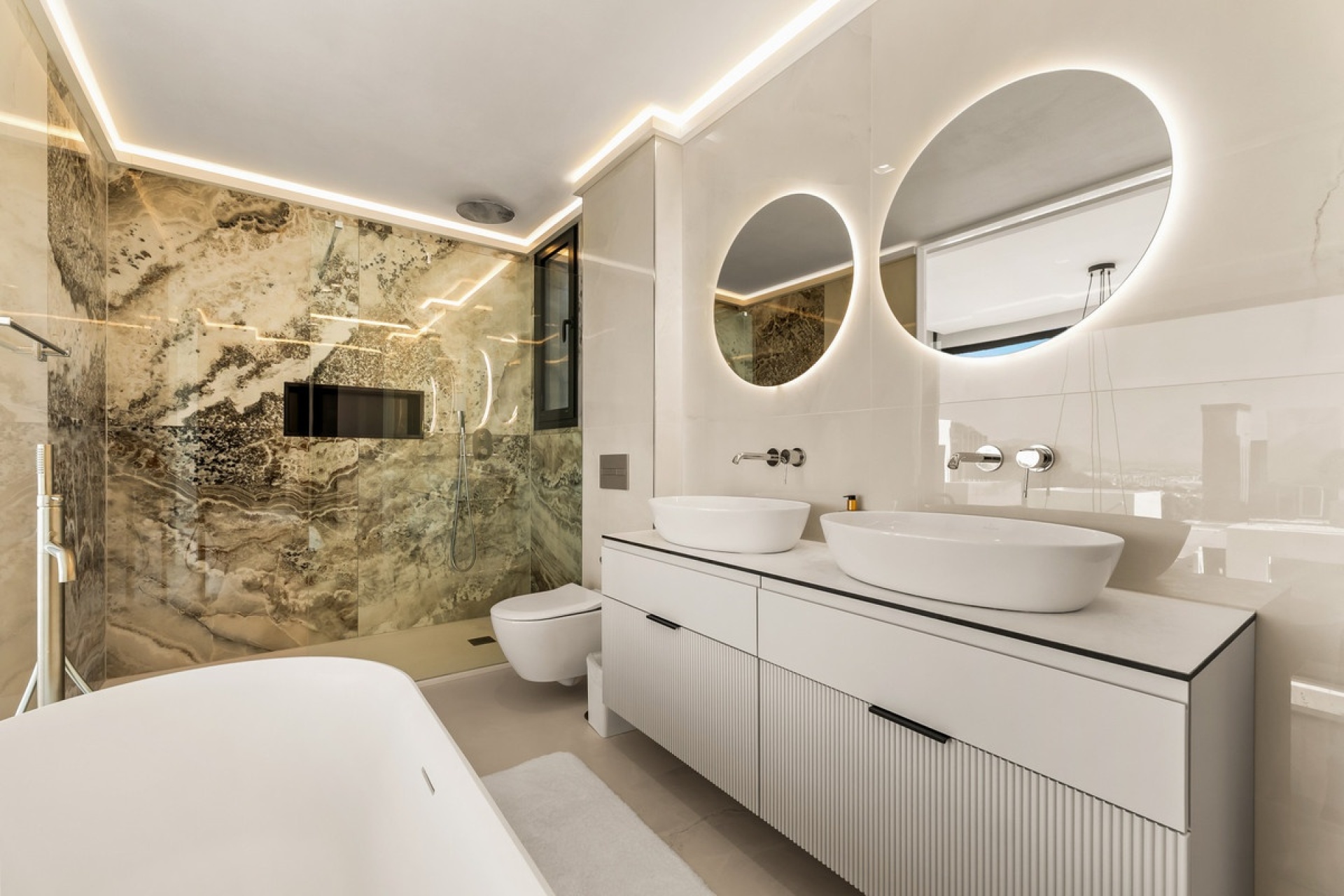 Wiederverkauf - Villa - Marbella - Río Real