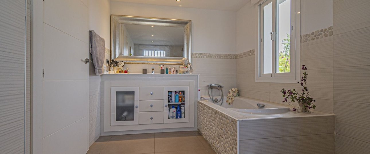 Wiederverkauf - Villa - Marbella - San Pedro de Alcántara