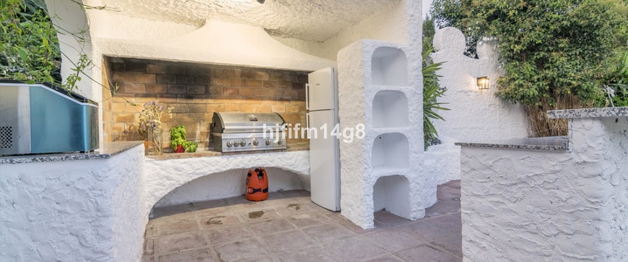 Wiederverkauf - Villa - Marbella - San Pedro de Alcántara