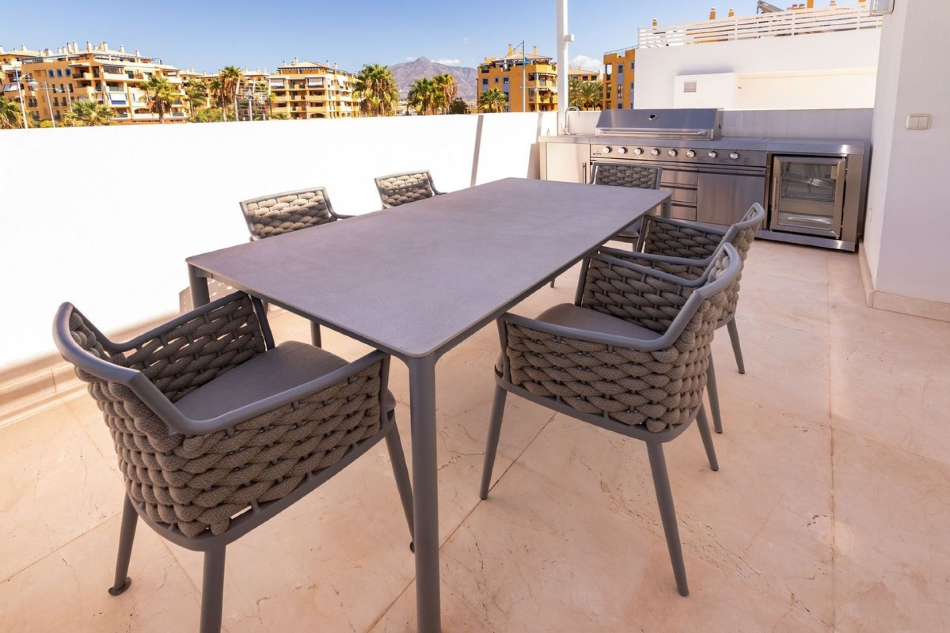 Wiederverkauf - Villa - Marbella - San Pedro de Alcántara