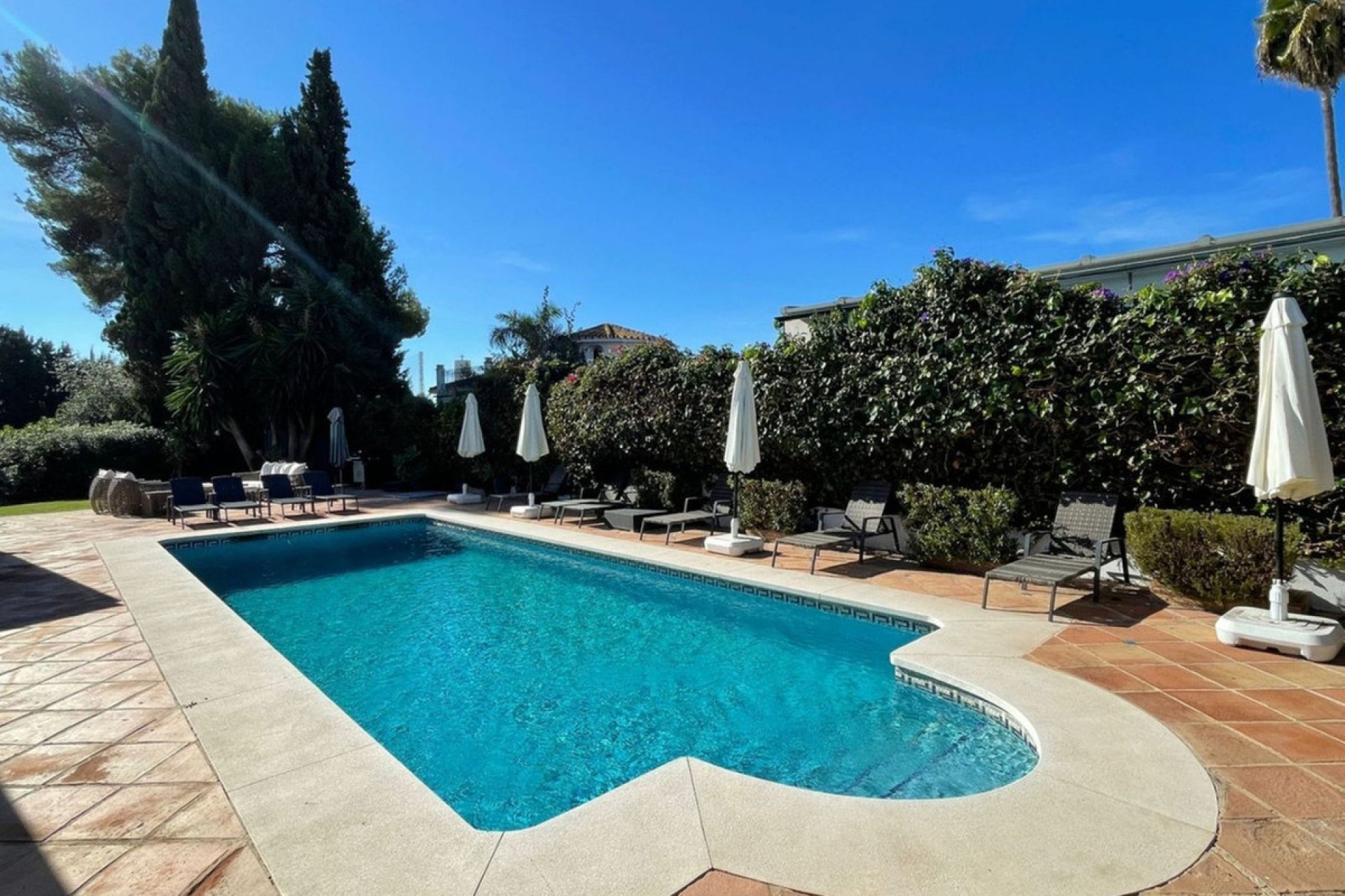 Wiederverkauf - Villa - Marbella - San Pedro de Alcántara