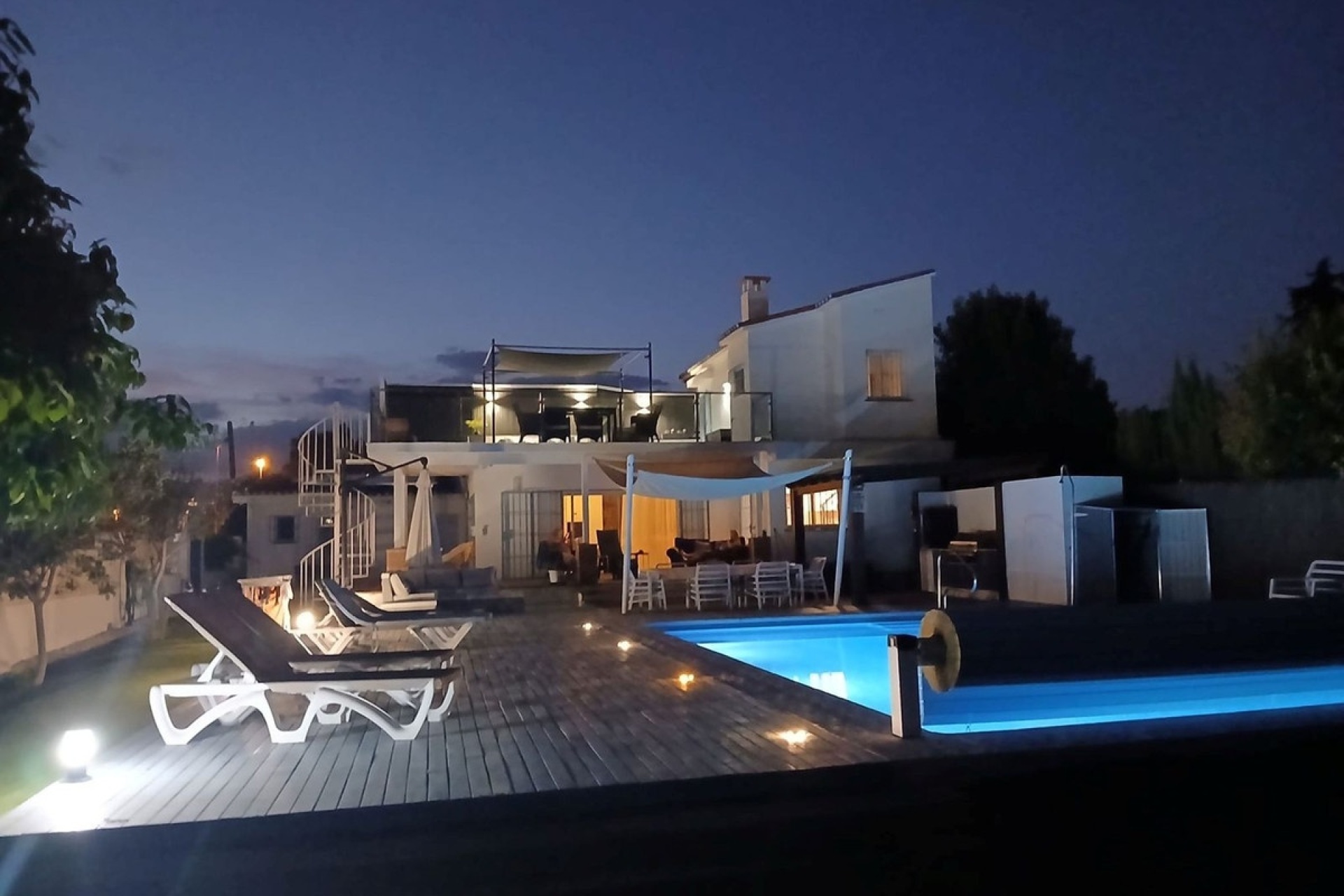 Wiederverkauf - Villa - Marbella - San Pedro de Alcántara