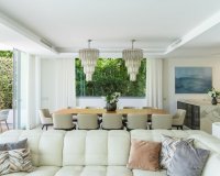 Wiederverkauf - Villa - Marbella - Santa Clara