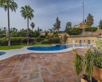 Wiederverkauf - Villa - Marbella - Santa Clara