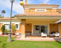 Wiederverkauf - Villa - Marbella - Santa Clara