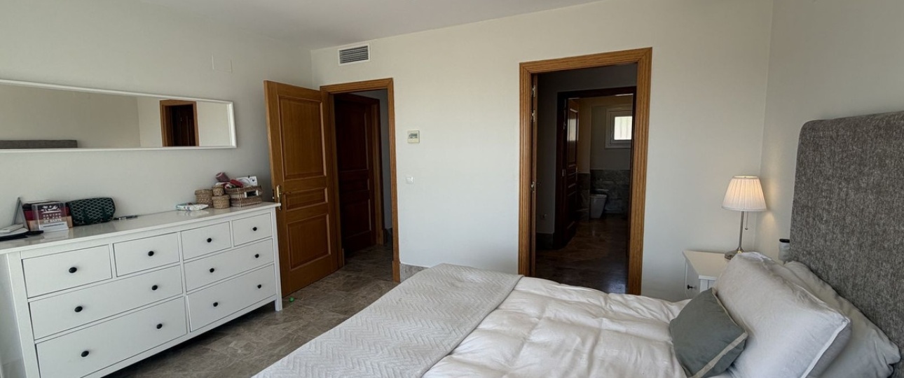 Wiederverkauf - Villa - Marbella - Santa Clara