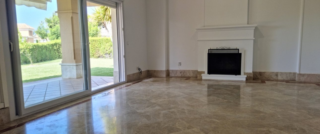 Wiederverkauf - Villa - Marbella - Santa Clara
