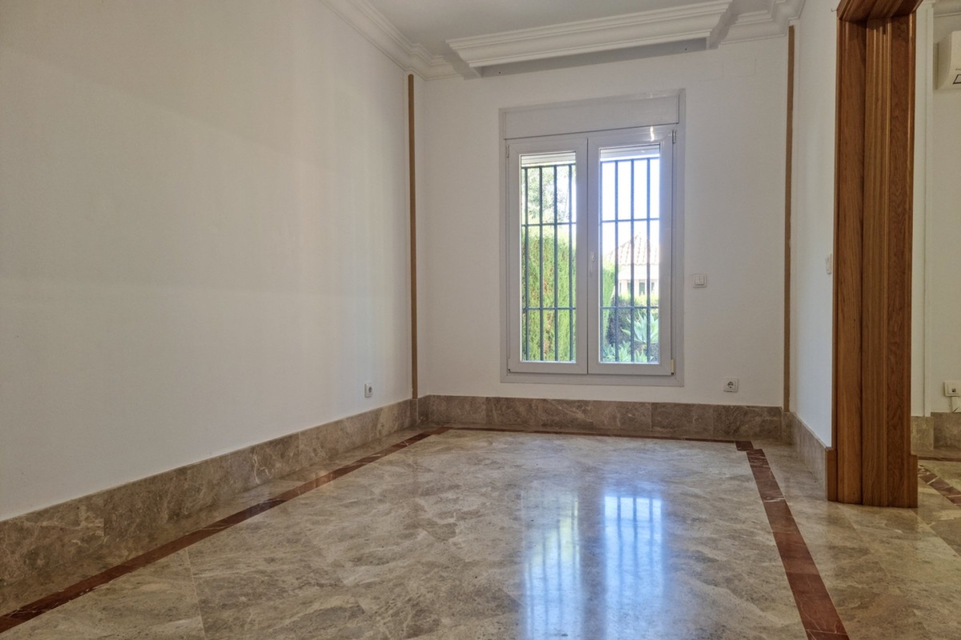 Wiederverkauf - Villa - Marbella - Santa Clara
