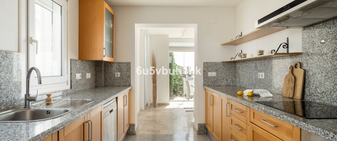 Wiederverkauf - Villa - Marbella - Santa Clara
