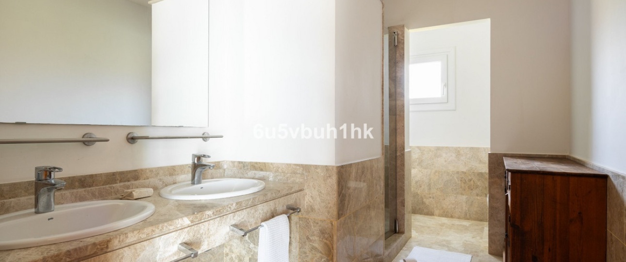 Wiederverkauf - Villa - Marbella - Santa Clara