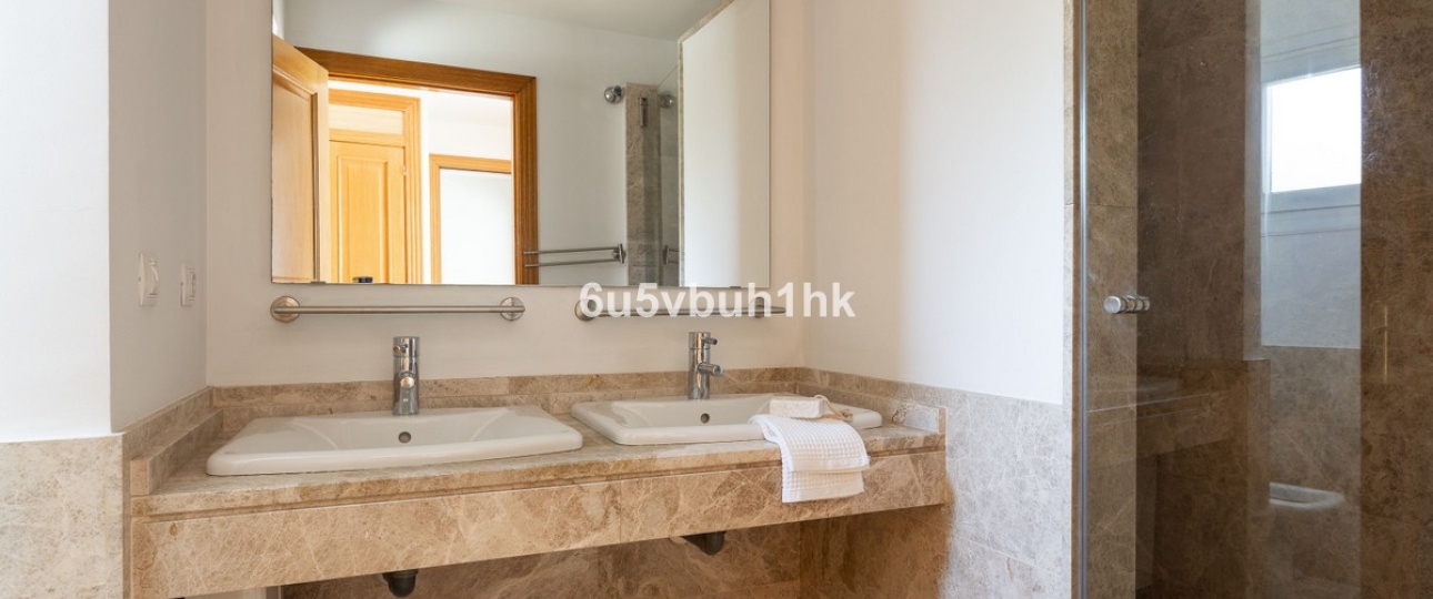 Wiederverkauf - Villa - Marbella - Santa Clara