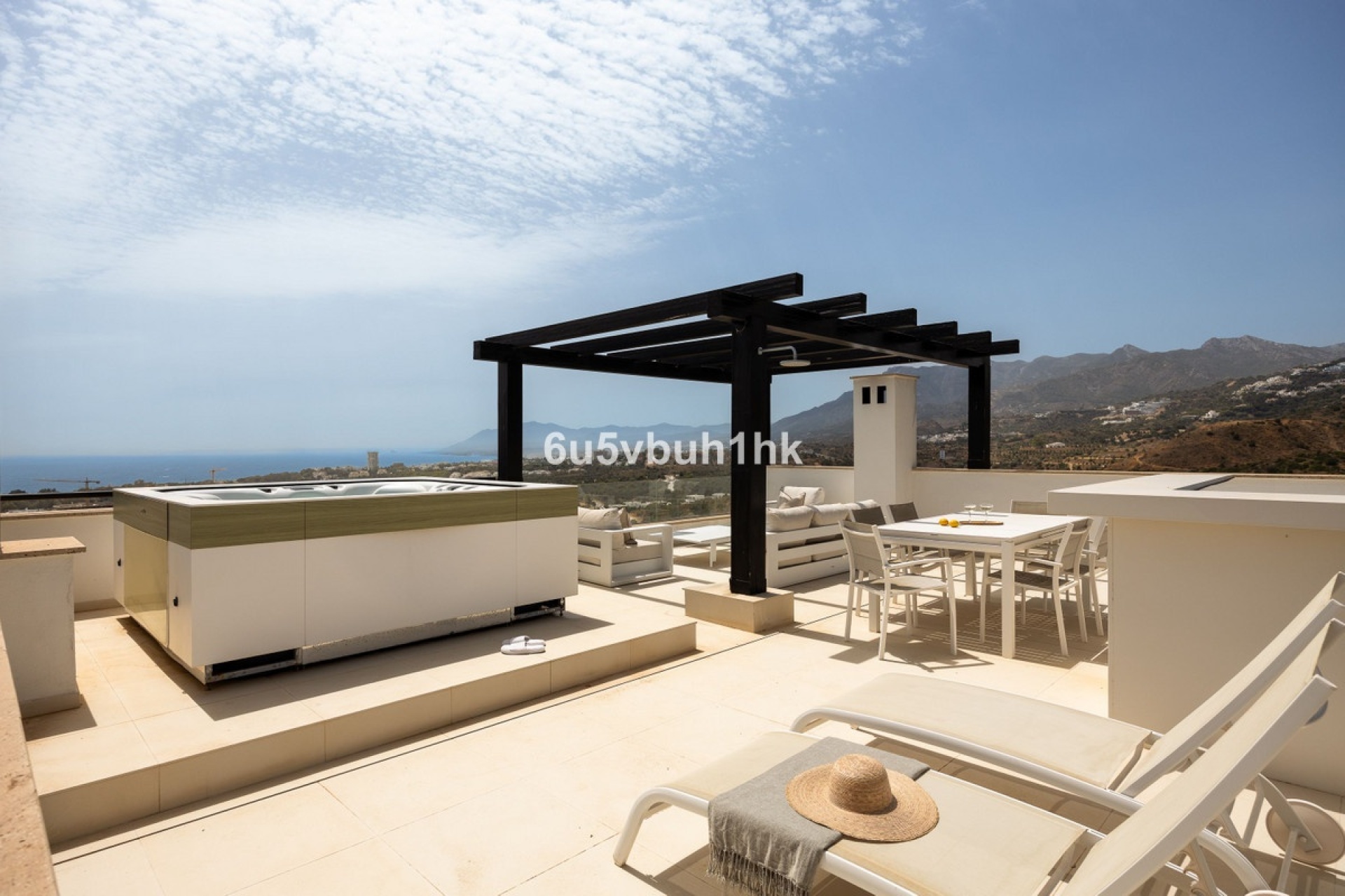 Wiederverkauf - Villa - Marbella - Santa Clara