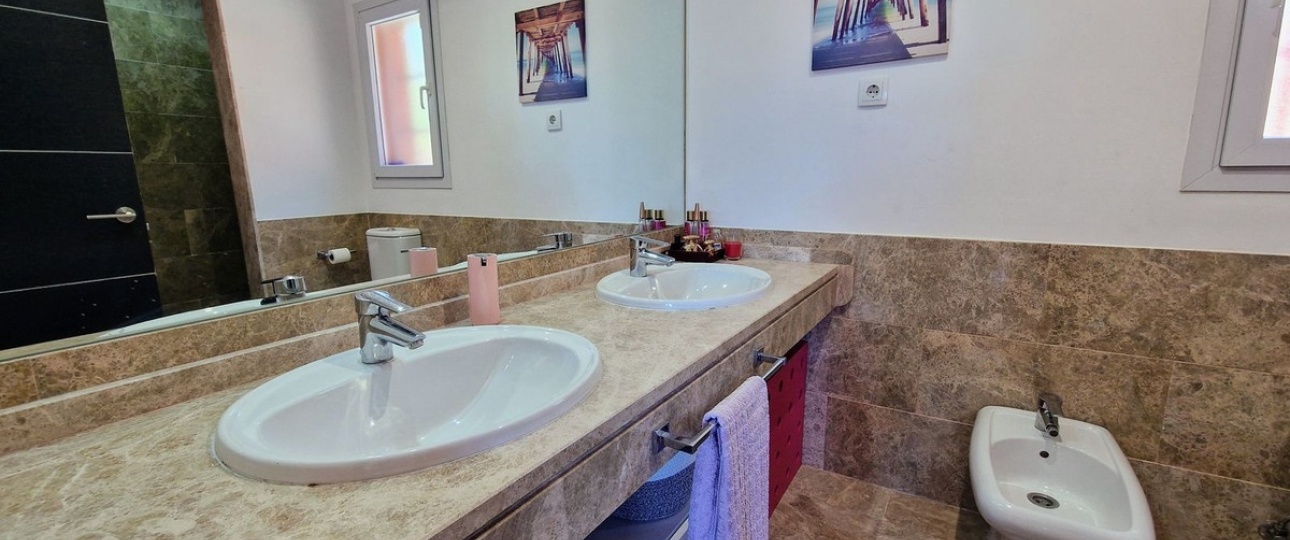 Wiederverkauf - Villa - Marbella - Santa Clara