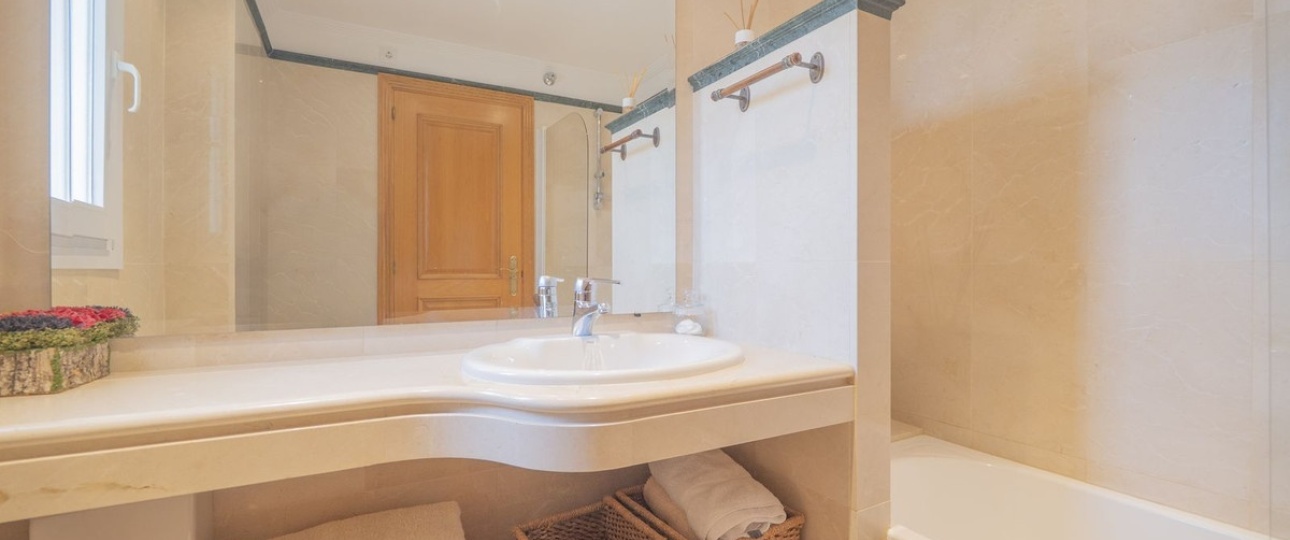 Wiederverkauf - Villa - Marbella - Santa Clara
