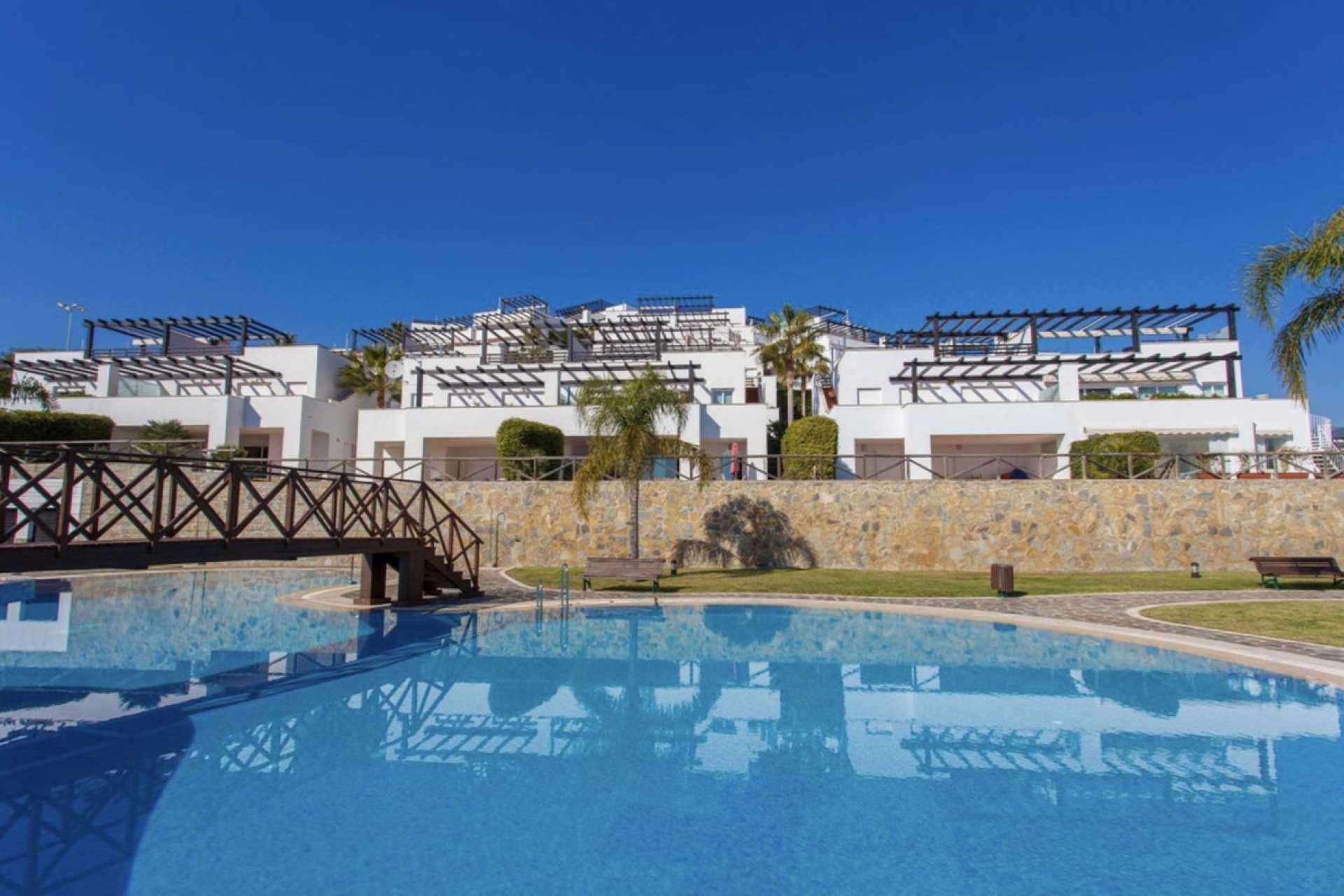 Wiederverkauf - Villa - Marbella - Santa Clara
