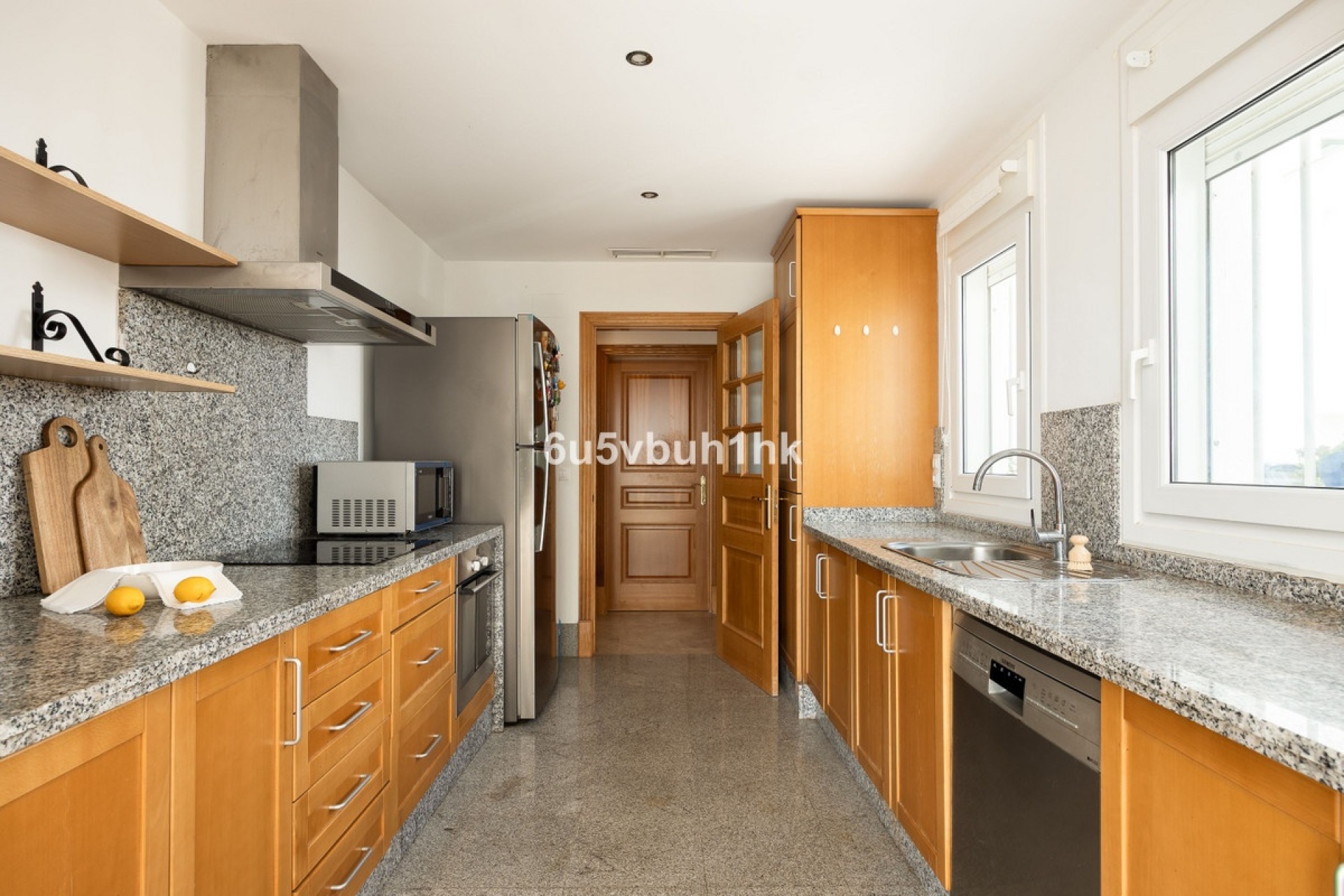 Wiederverkauf - Villa - Marbella - Santa Clara