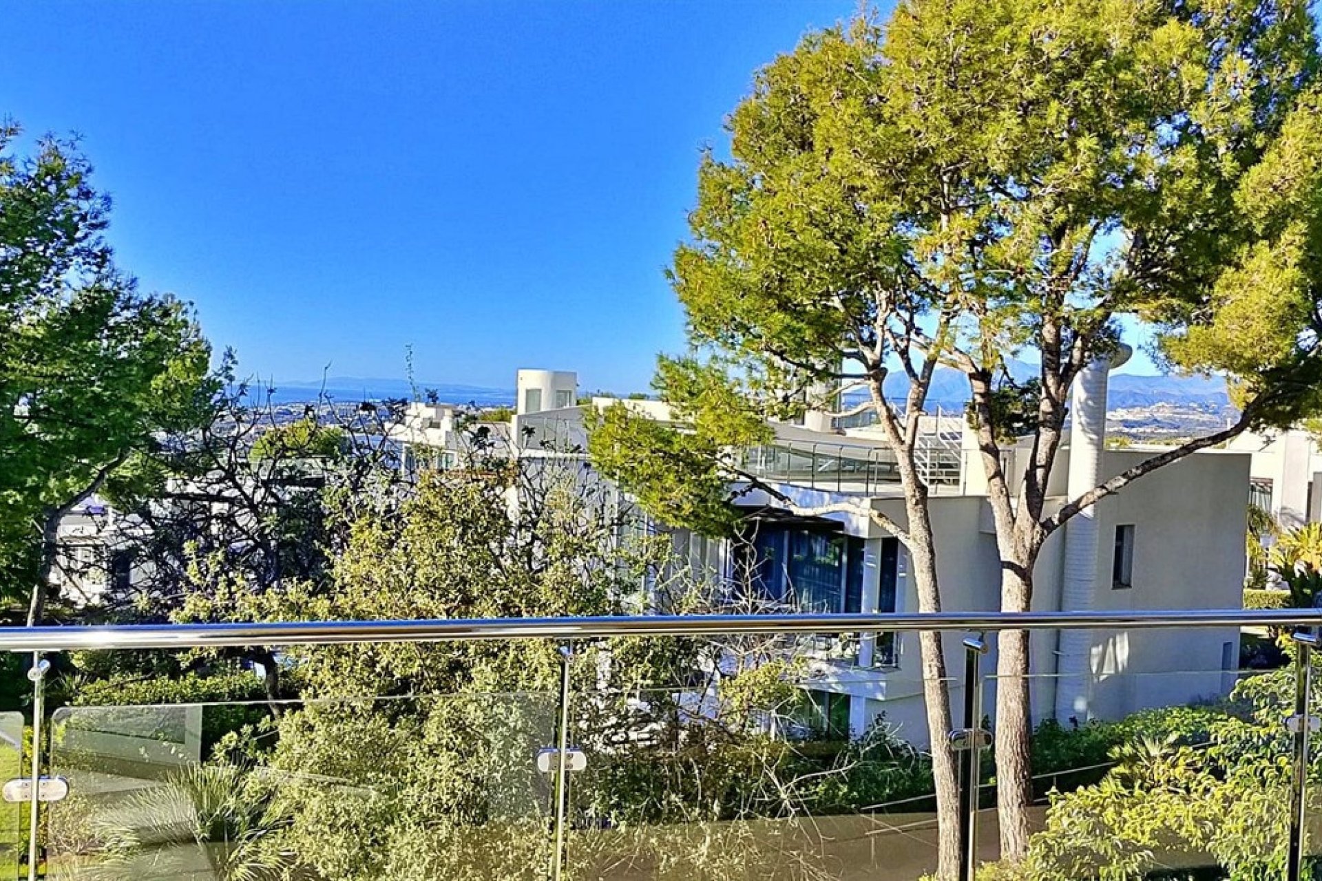 Wiederverkauf - Villa - Marbella - Sierra Blanca