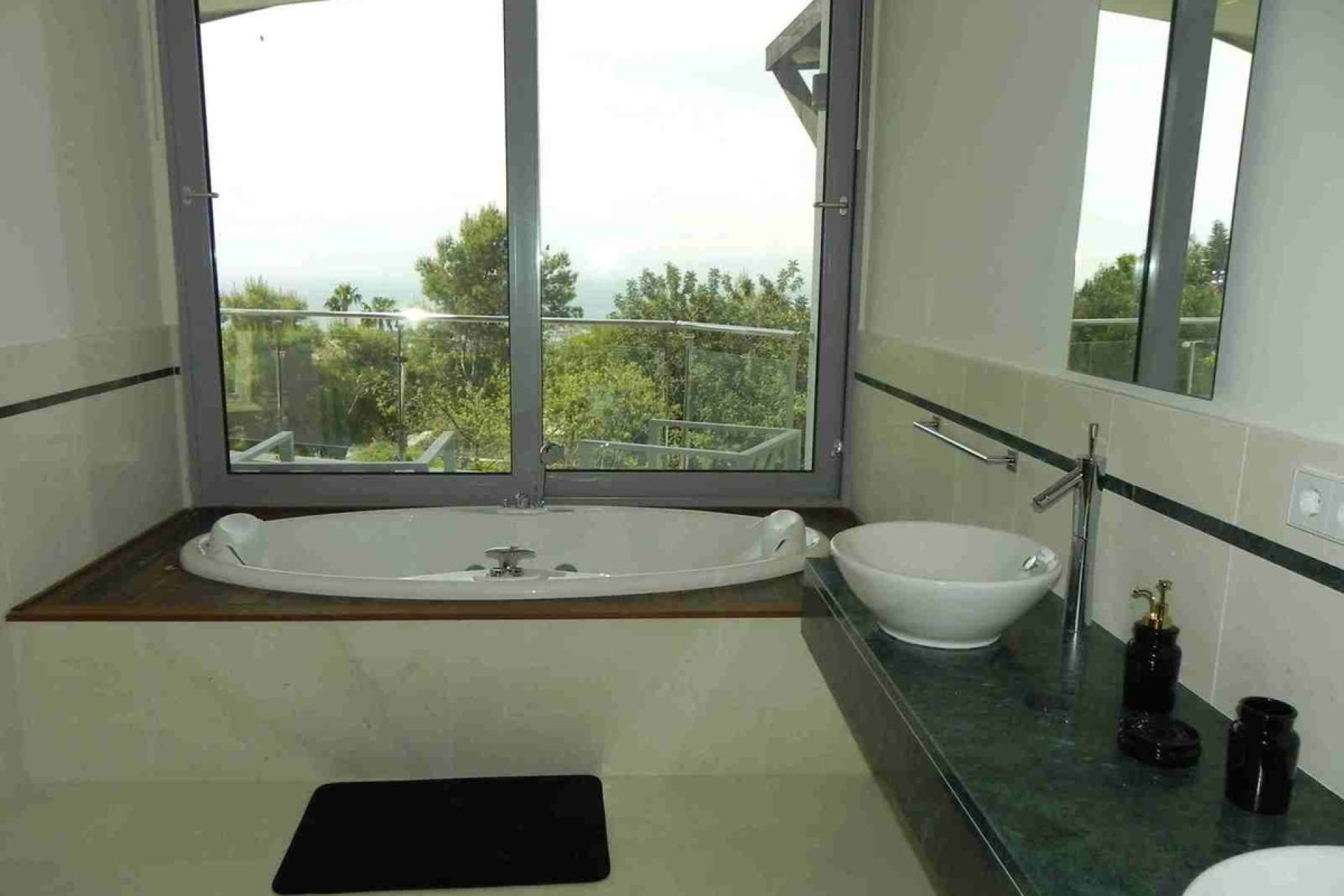 Wiederverkauf - Villa - Marbella - Sierra Blanca