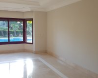 Wiederverkauf - Villa - Marbella - Sierra Blanca