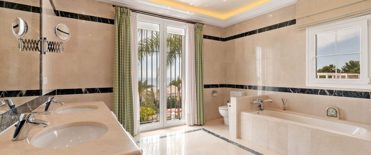 Wiederverkauf - Villa - Marbella - Sierra Blanca