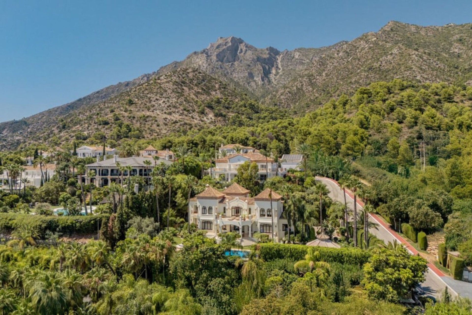 Wiederverkauf - Villa - Marbella - Sierra Blanca