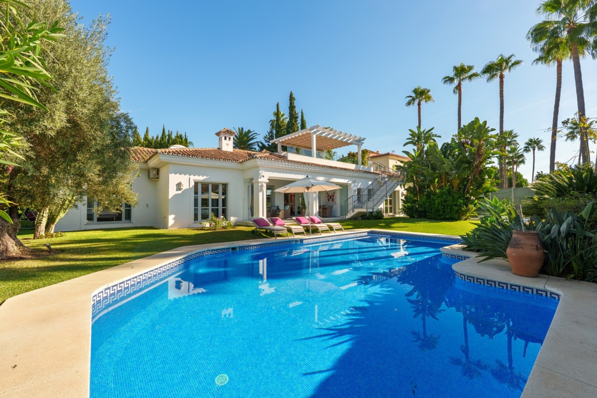 Wiederverkauf - Villa - Marbella - Sierra Blanca