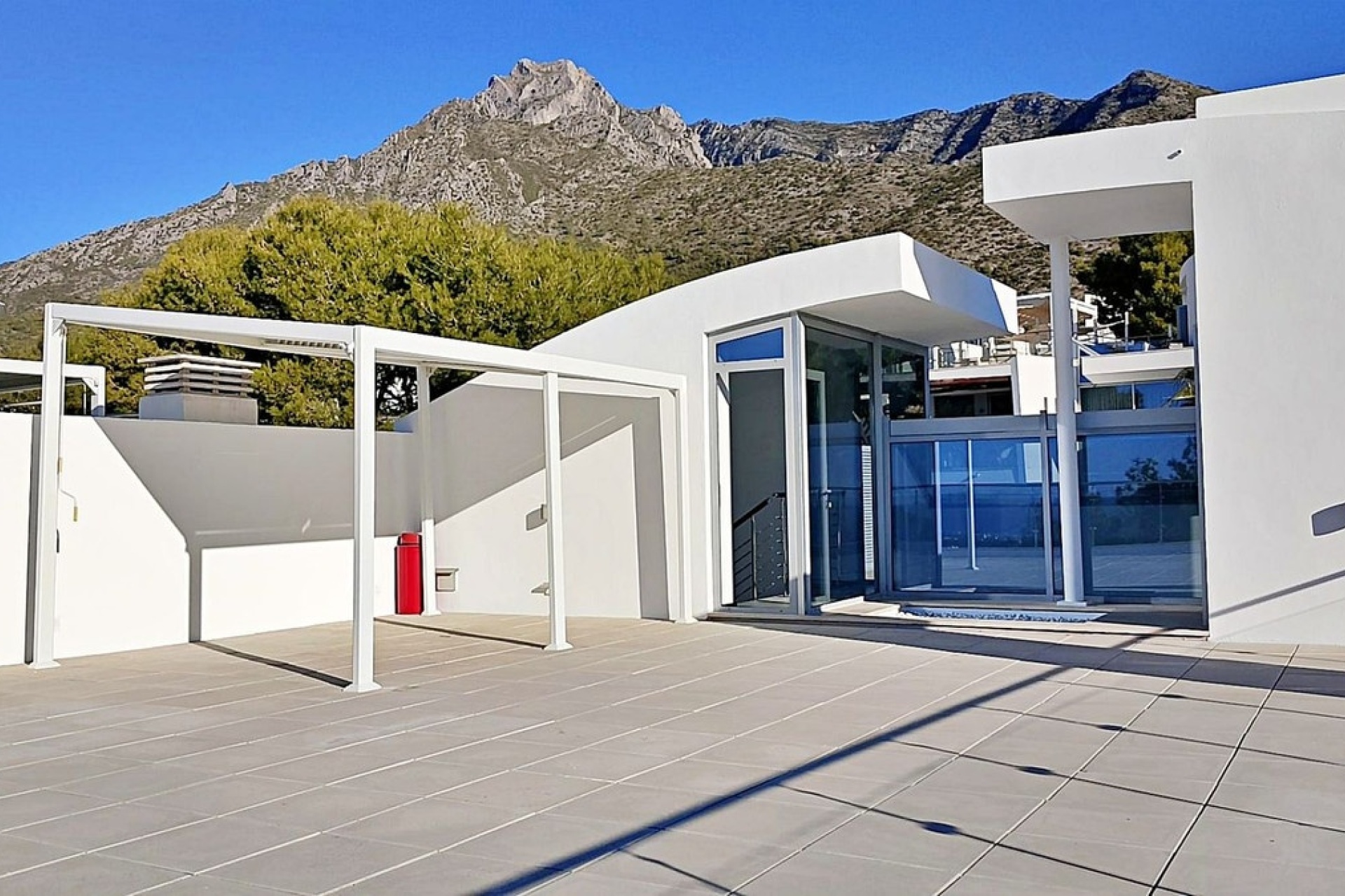 Wiederverkauf - Villa - Marbella - Sierra Blanca