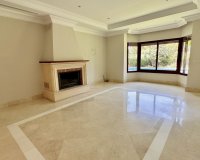 Wiederverkauf - Villa - Marbella - The Golden Mile
