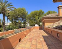 Wiederverkauf - Villa - Marbella - The Golden Mile