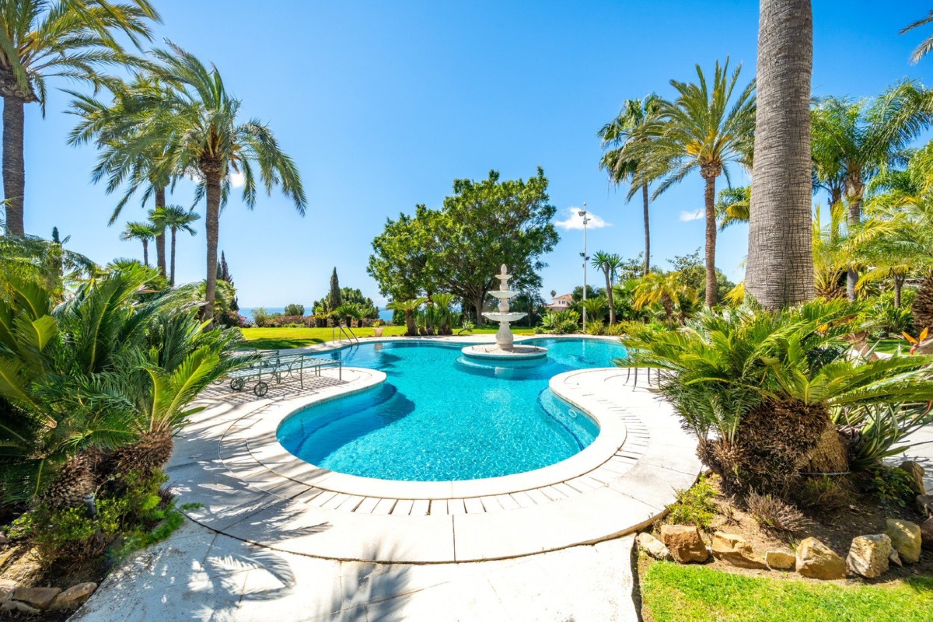 Wiederverkauf - Villa - Marbella - The Golden Mile
