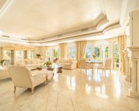 Wiederverkauf - Villa - Marbella - The Golden Mile