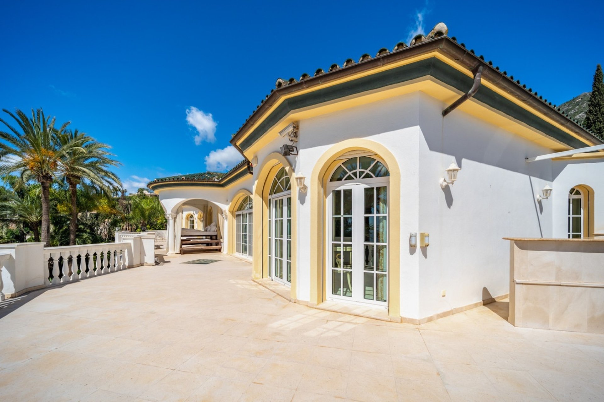 Wiederverkauf - Villa - Marbella - The Golden Mile