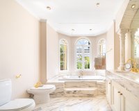 Wiederverkauf - Villa - Marbella - The Golden Mile