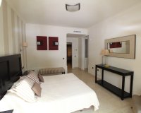 Wiederverkauf - Villa - Marbella - The Golden Mile