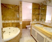 Wiederverkauf - Villa - Marbella - The Golden Mile