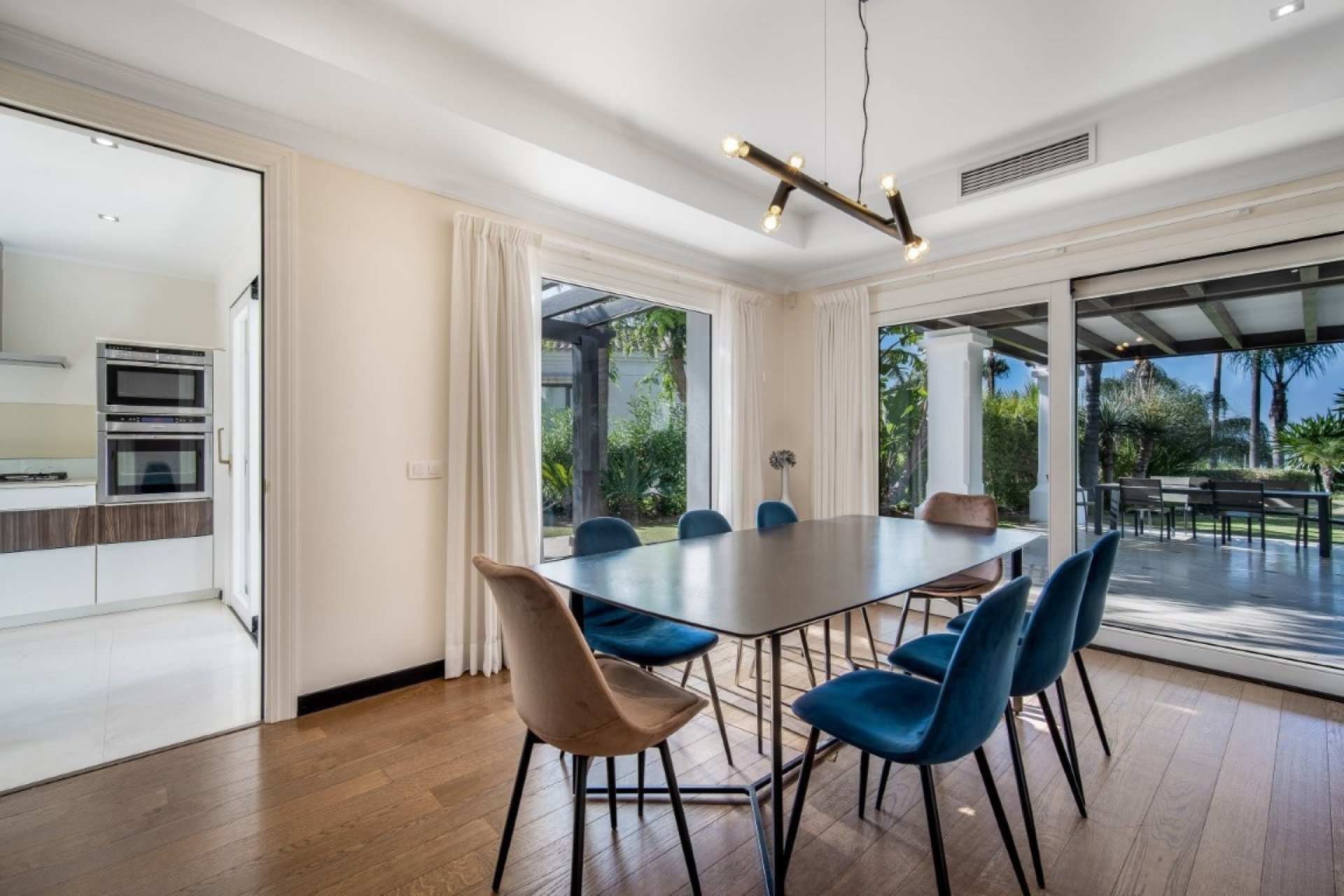 Wiederverkauf - Villa - Marbella - The Golden Mile