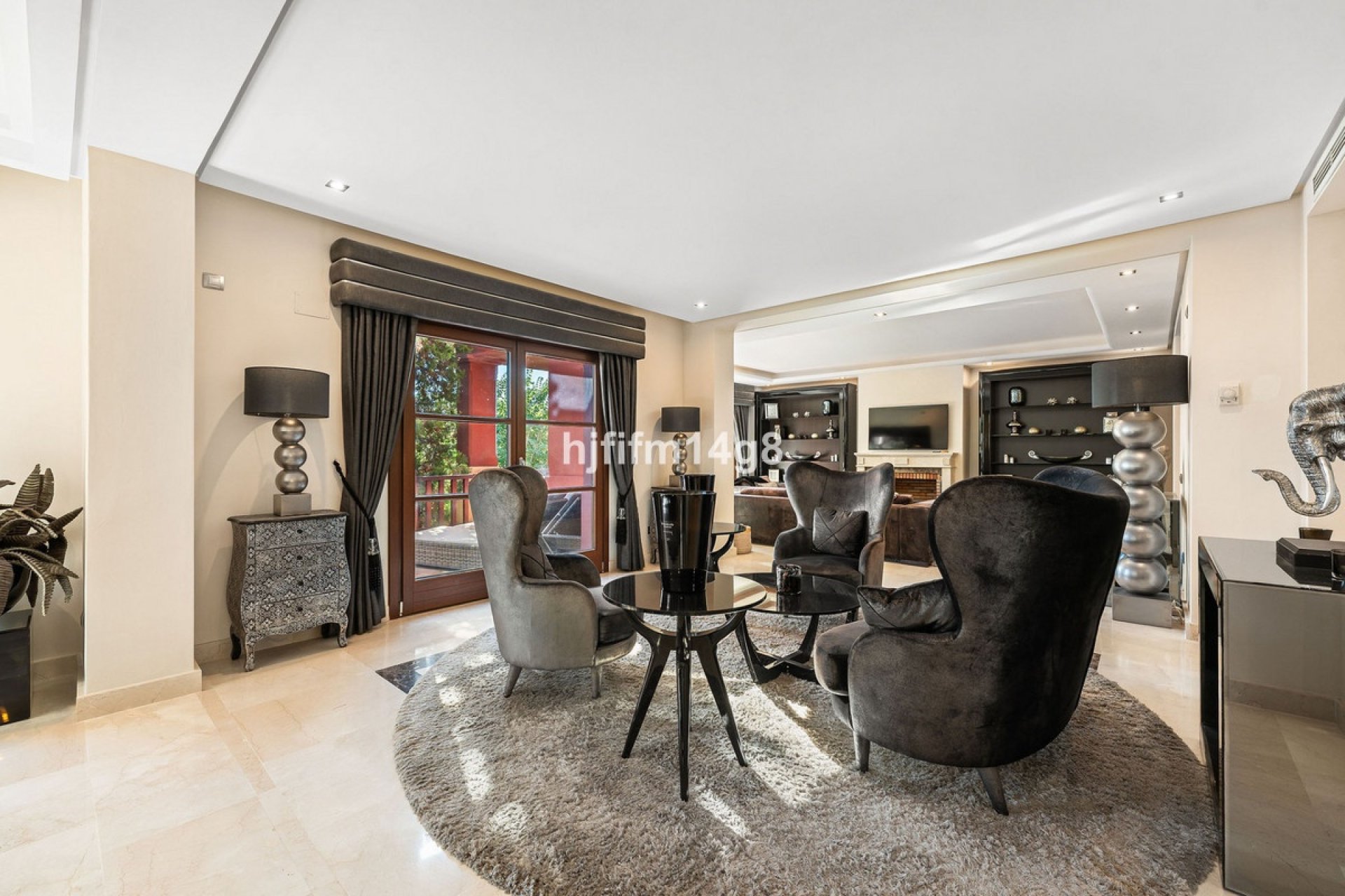 Wiederverkauf - Villa - Marbella - The Golden Mile