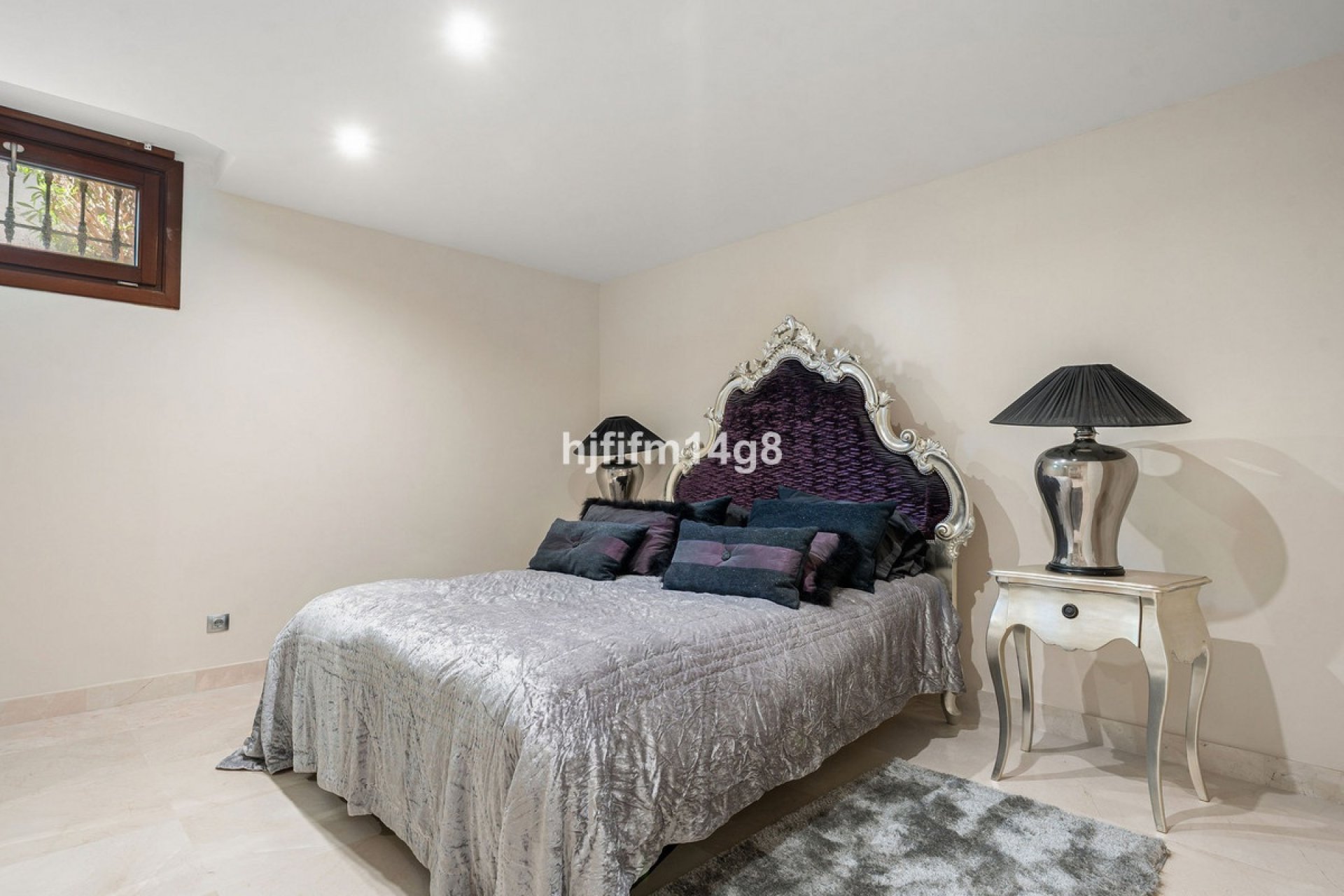 Wiederverkauf - Villa - Marbella - The Golden Mile