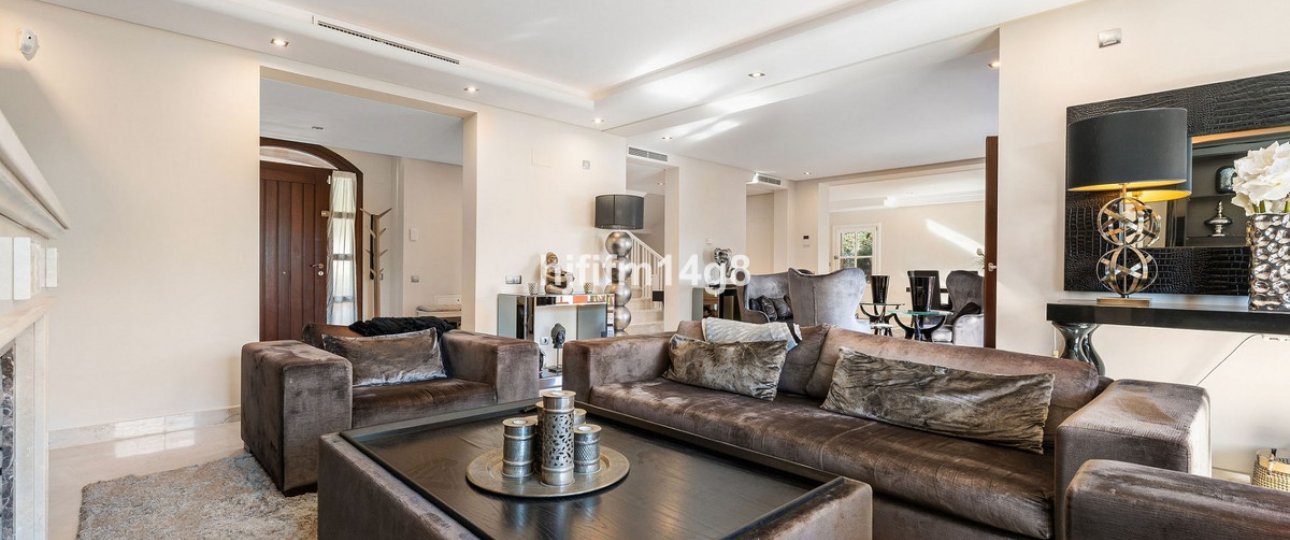 Wiederverkauf - Villa - Marbella - The Golden Mile