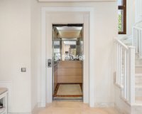 Wiederverkauf - Villa - Marbella - The Golden Mile