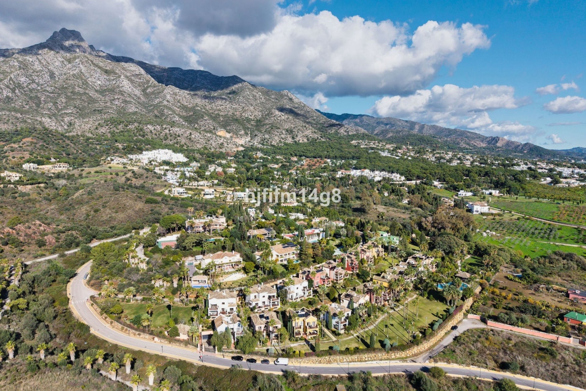 Wiederverkauf - Villa - Marbella - The Golden Mile