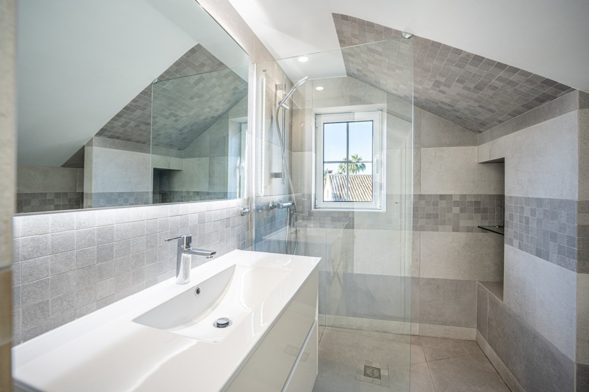Wiederverkauf - Villa - Marbella - The Golden Mile