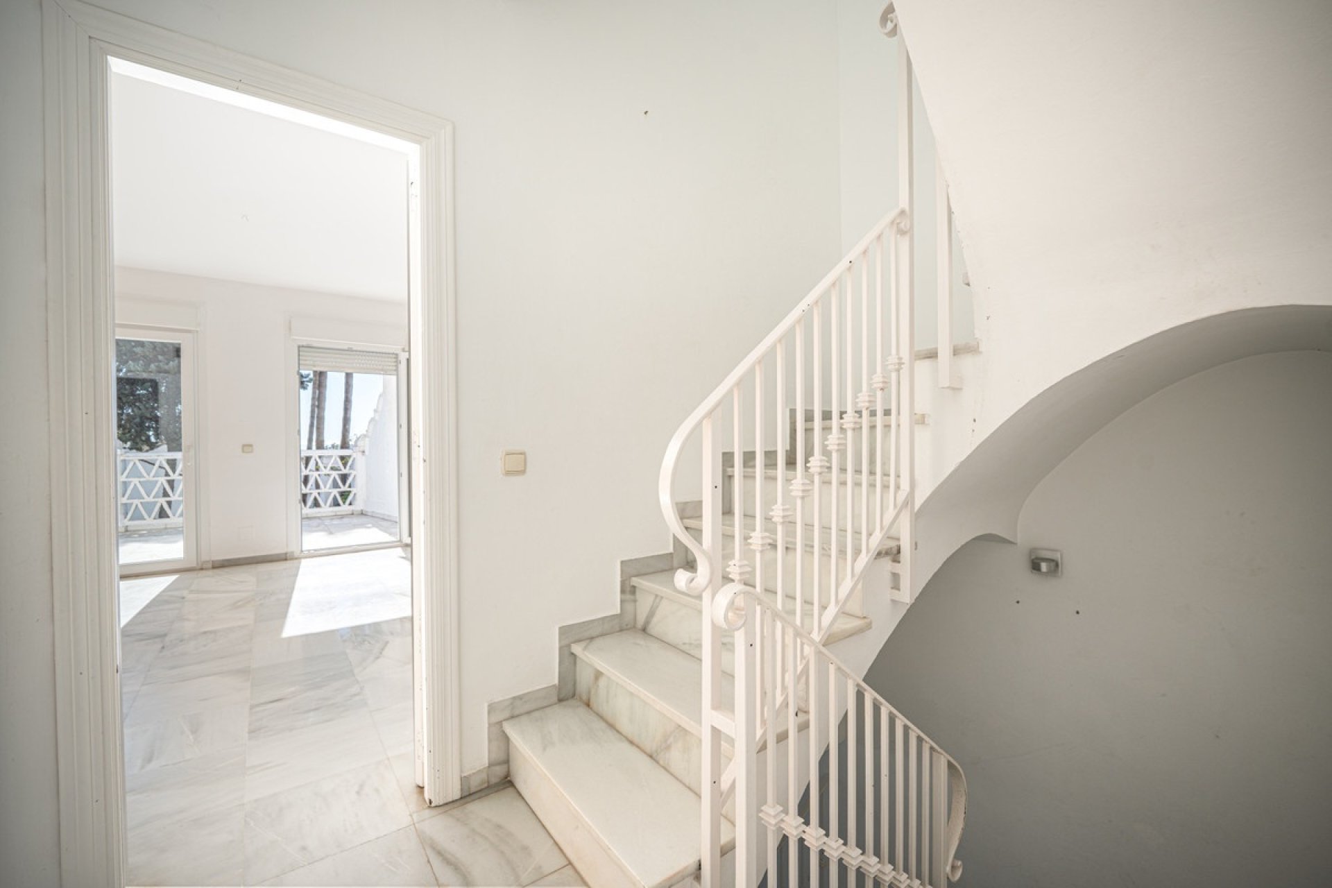 Wiederverkauf - Villa - Marbella - The Golden Mile